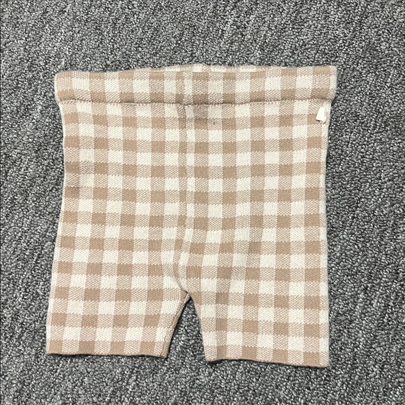 Pippin Ginham Set 12-18 Months Taupe Top Shorts - Picture 7 of 9